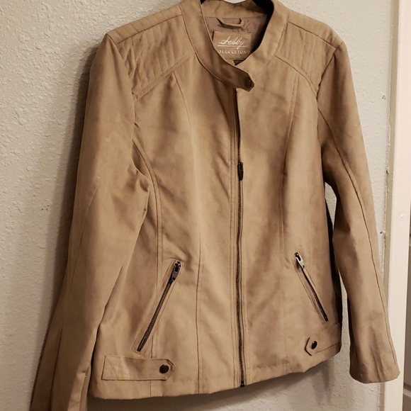 Women's jacket - Picture 1 of 5